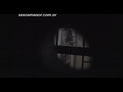 ❤️ Sarışın, içi boş tuğlaların arkasına gizlenmiş bir mahalle röntgencisi tarafından gizlice videoya alınır ❌ Kaliteli porno pornoda tr.pornoklinge.ru